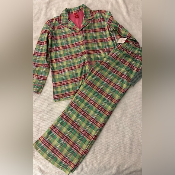 Girls pajamas NWOT - Picture 2 of 6